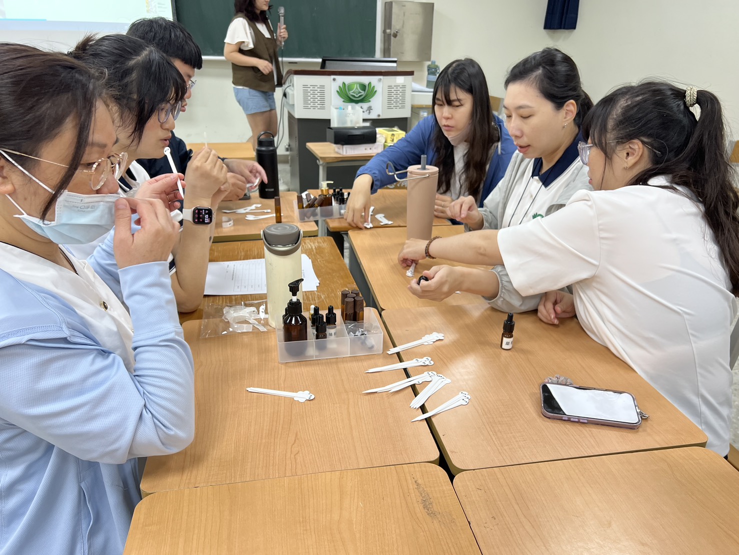 「香遇自己」SEL 情緒探索× 精油滾珠瓶手作